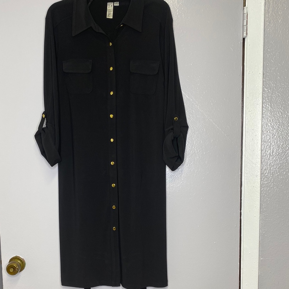 Women’s Plus Button down dress